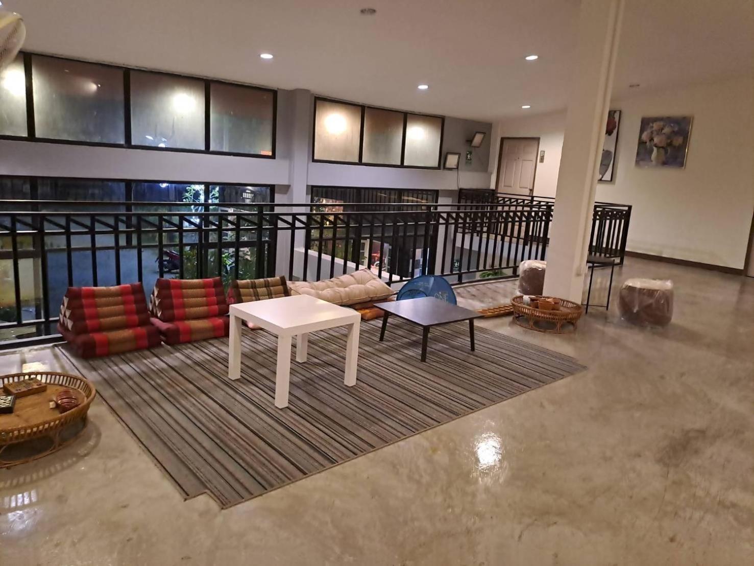 Wake Up @Lanta Hotel : Cafe Koh Lanta Exterior photo