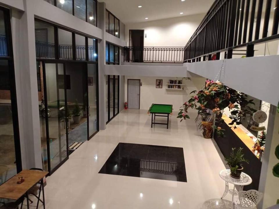 Wake Up @Lanta Hotel : Cafe Koh Lanta Exterior photo